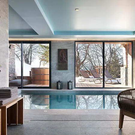 Grand Avec Piscine Interieure, Et Salle De Jeux - Fr-1-686-31 * Les Arcs (Savoie)