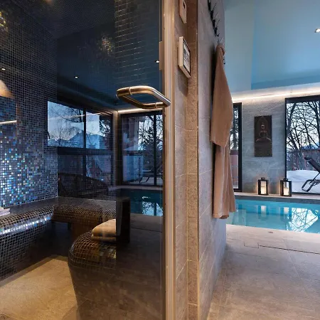 Grand Avec Piscine Interieure, Et Salle De Jeux - Fr-1-686-31 Chalet Les Arcs (Savoie)