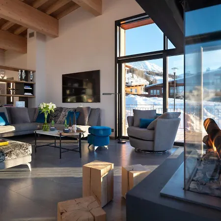 Chalet Grand Avec Piscine Interieure, Et Salle De Jeux - Fr-1-686-31